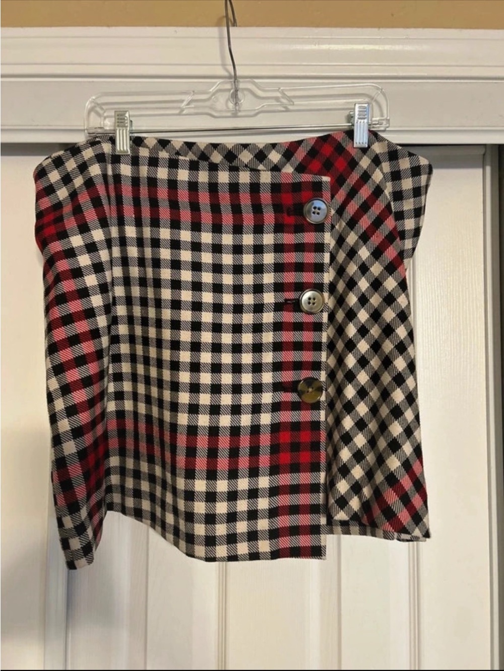 NWOT Who What Wear Red, Black & Cream Plaid Button-Front Mini Skirt